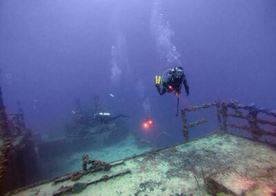 Dive Instructor Rob on the west side of the USS Spiegel Grove